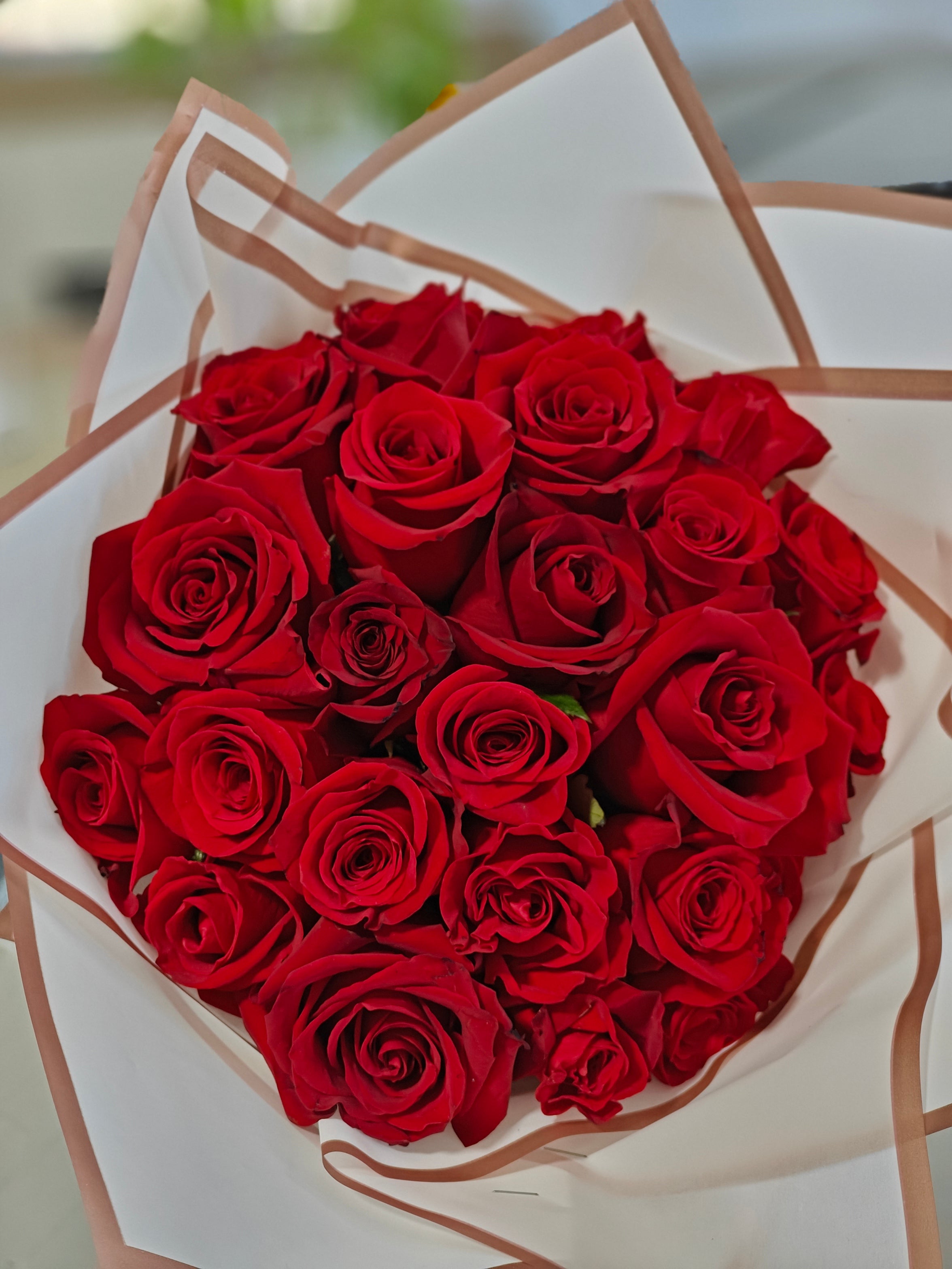 Ramobuchon Roses Ramo Buchon (two dozen roses wrapped) – Gardena Florist
